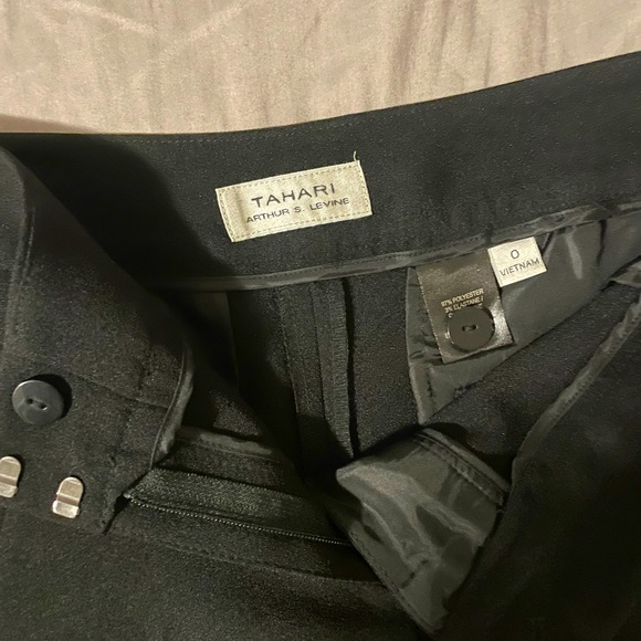 Tahari brand new black pant suite size 26 - Picture 4 of 8